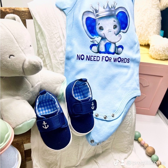 “No Words” Brand New Onesie - Picture 3 of 3